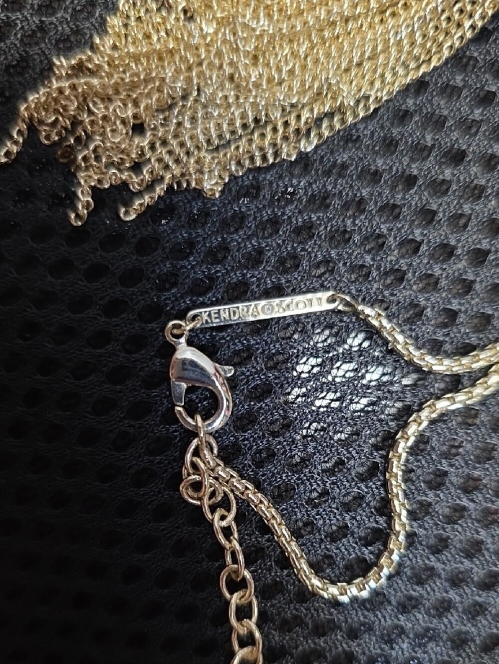 Kendra Scott Rayne In Olive And Gold - Picture 2 of 4